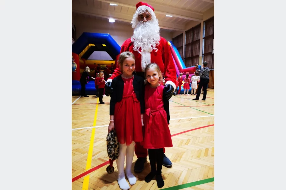 Festyn Mikołajkowy w Zespole Szkolno-Przedszkolnym Nr 4 - zdjęcie 5