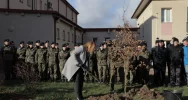 Społeczność szkoły obchodziła 151. rocznicę urodzin patrona - Józefa Piłsudskiego  - zdjęcie 4