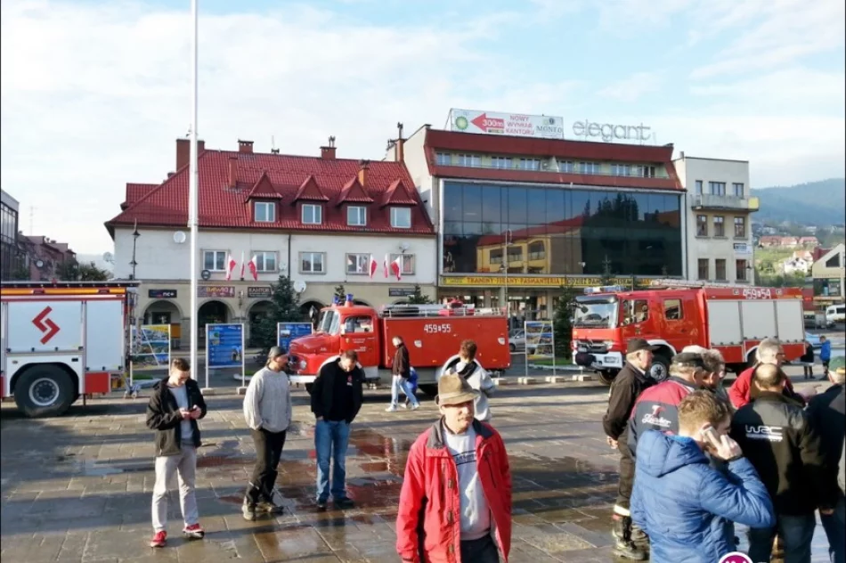 Przyjdź i zobacz pożar na limanowskim rynku - zdjęcie 2