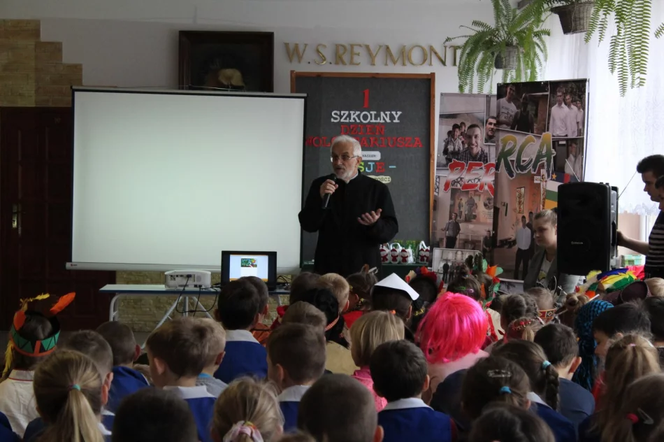 I Szkolny Dzień Wolontariusza w Szkole Podstawowej w Pasierbcu - zdjęcie 7