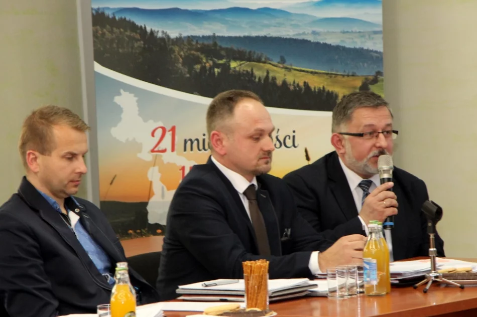 Informacja o II sesji Rady Gminy Limanowa  - zdjęcie 7