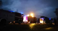 Zapalił się autobus z wycieczką harcerzy. Ponad 60 osób ewakuowanych, na szczęście nie ma rannych - zdjęcie 2