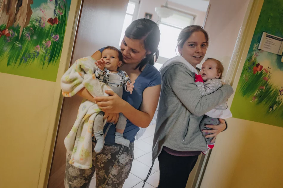 Kupcy sprawili, że na twarzach małych  pacjentów zagościły uśmiechy - zdjęcie 7