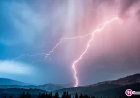 Uwaga! Tej nocy mogą występować burze - zdjęcie główne