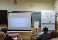 Seniorzy poznają środowisko internetowe - zdjęcie główne
