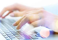 Zakupy w sieci. Policjanci radzą, jak nie dać się oszustom - zdjęcie główne