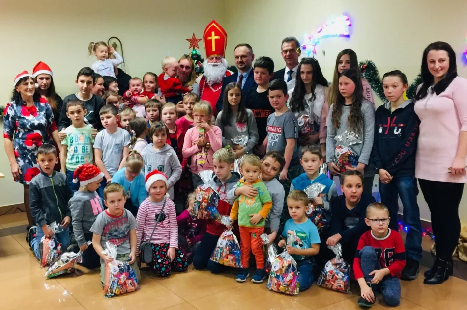 Mikołajki z Kołem Gospodyń Wiejskich w Lipowem  - zdjęcie 15