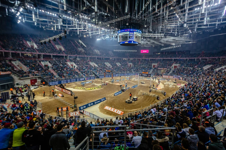 Błażusiak niepokonany, Emil Juszczak po raz pierwszy w finale najwyższej klasy startowej  - zdjęcie 2