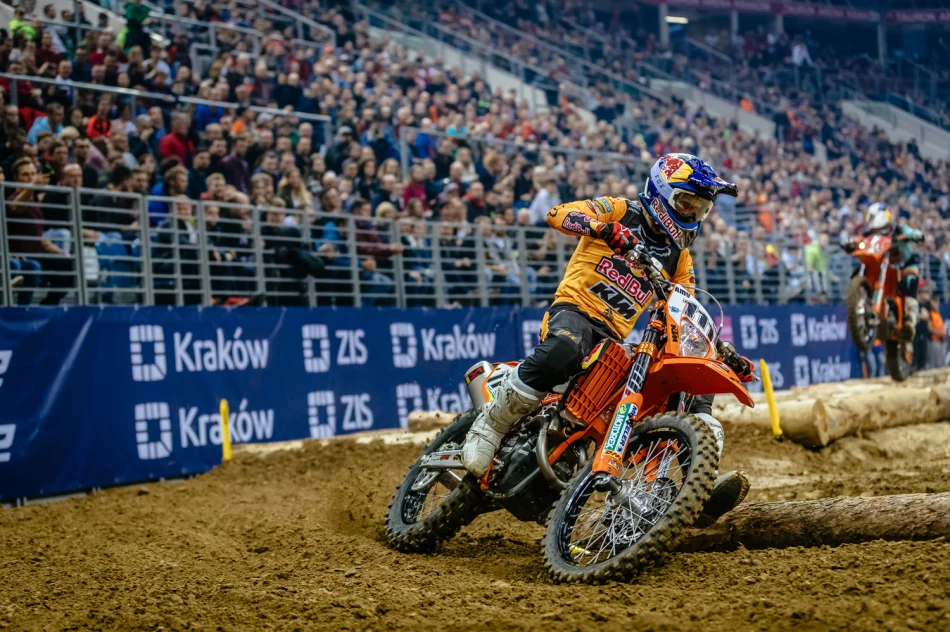 Błażusiak niepokonany, Emil Juszczak po raz pierwszy w finale najwyższej klasy startowej  - zdjęcie 4