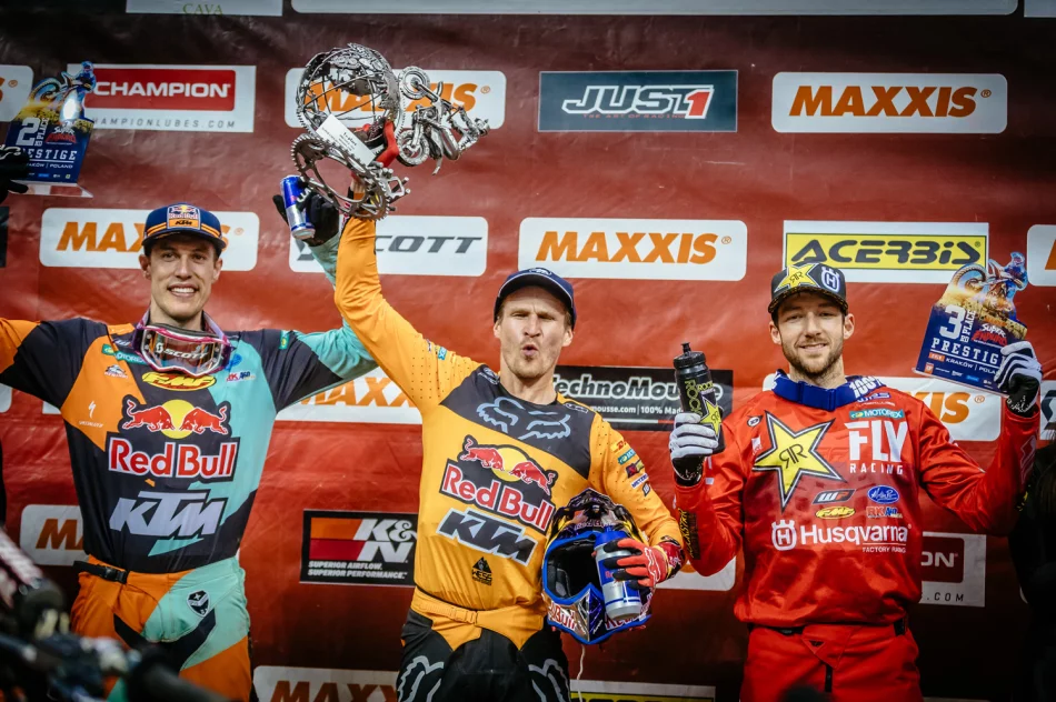 Błażusiak niepokonany, Emil Juszczak po raz pierwszy w finale najwyższej klasy startowej  - zdjęcie 5