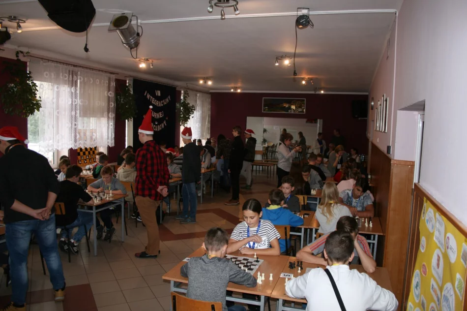 VIII Integracyjny Turniej Warcabowy SOSW - zdjęcie 7