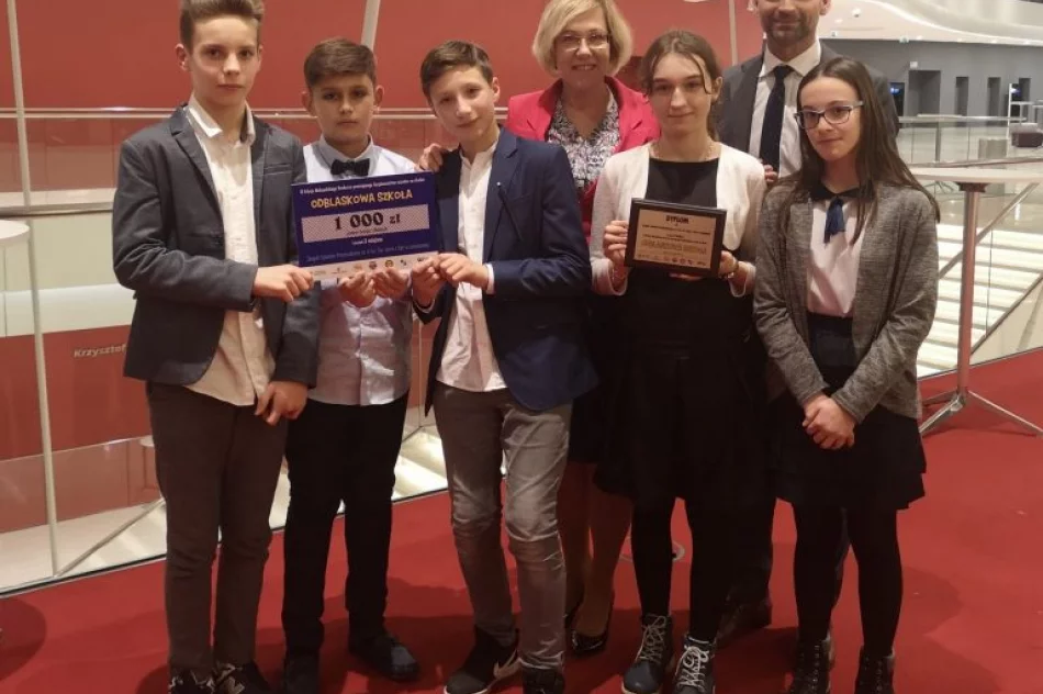 Wielka Gala IX edycji Małopolskiego Konkursu Odblaskowa Szkoła - zdjęcie 4