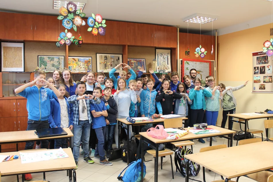 Międzynarodowy Dzień Praw Człowieka w Szkole Podstawowej Nr 3 - zdjęcie 4