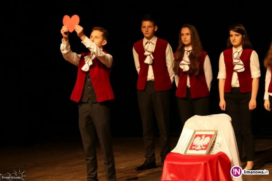 Uroczysta sesja - pamięć o Konstytucji 3 Maja - zdjęcie 4