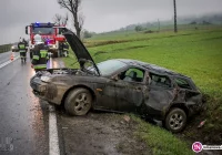 DK 28: samochód w rowie (wideo) - zdjęcie główne