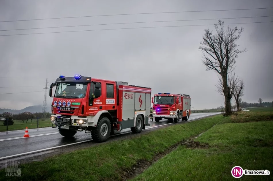 DK 28: samochód w rowie (wideo) - zdjęcie 4