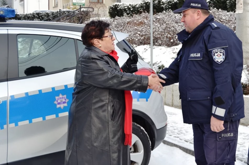 Samorząd dołożył do nowego radiowozu - zdjęcie 3