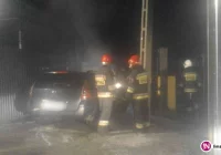 Samochód spłonął... przy myjni - zdjęcie główne