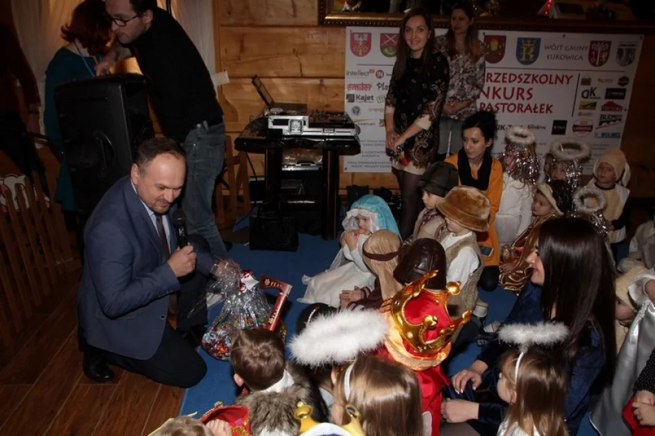 "GORE GWIAZDA JEZUSKOWI W PRZEDSZKOLACH DZIŚ..." już po raz VI  - zdjęcie 5