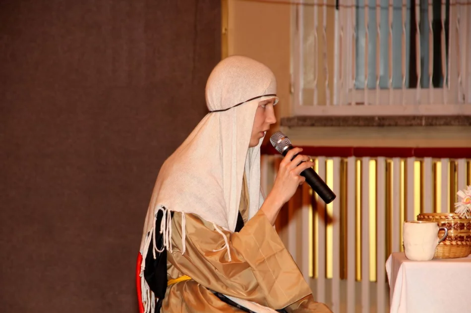 Jasełka i spotkanie opłatkowe w Szkole Podstawowej w Pisarzowej  - zdjęcie 11