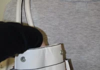 W zatłoczonych sklepach i na bazarach uważaj na kieszonkowców! - zdjęcie główne