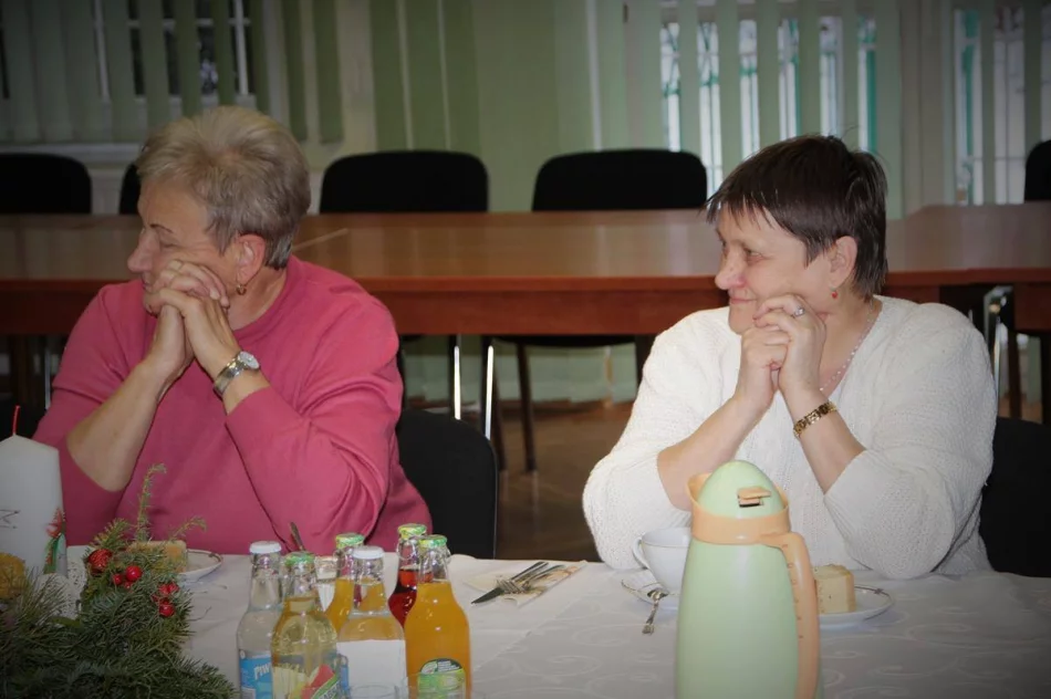 Nowy wójt spotkał się z emerytowanymi pracownikami urzędu - zdjęcie 4