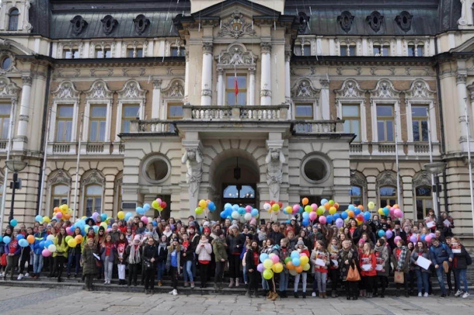 "Pomagam, bo lubię" - tydzień z wolontariatem - zdjęcie 4