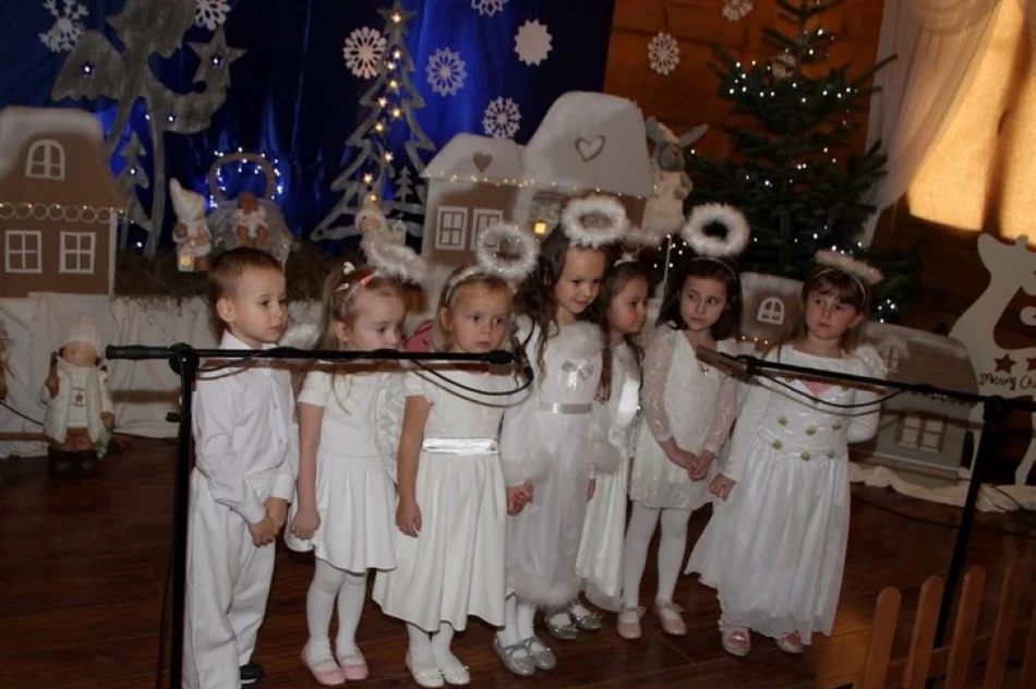 Kolędowało 756 dzieci z 33 przedszkoli  - zdjęcie 15