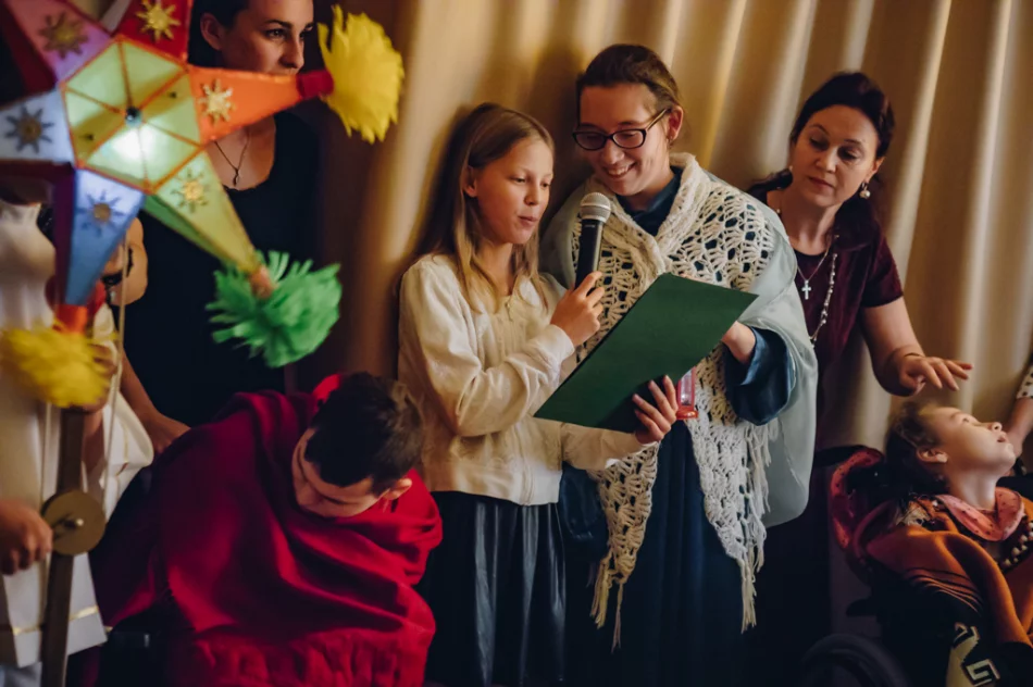 Całe święta niech będą czarami, bo Pan Jezus jest między nami! - zdjęcie 8