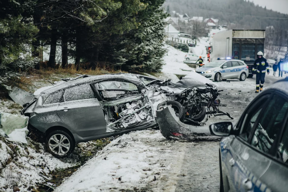 Powodem tragedii niedostosowanie prędkości - zdjęcie 14