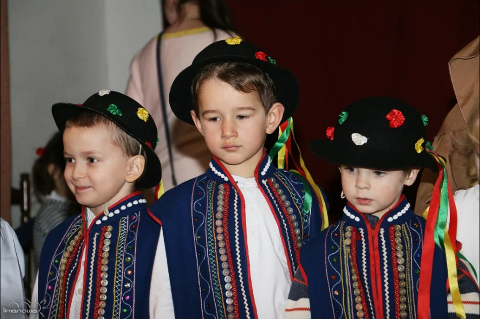 200 uczestników dorocznego konkursu szopek i przeglądu kolęd - zdjęcie 18