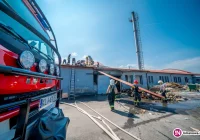 Pożar w salonie meblowym. Dzięki reakcji straży udało się uratować mienie o wartości 8 mln zł - zdjęcie główne