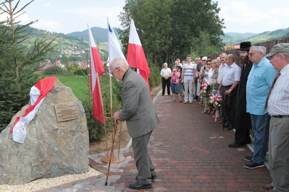 Odszedł ostatni, który pamiętał dwukulturową Mszanę - pożegnano Henryka Zdanowskiego - zdjęcie 5