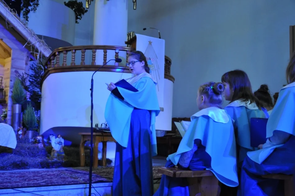 Pierwsze Jasełka w kościele w Niedźwiedziu - zdjęcie 3