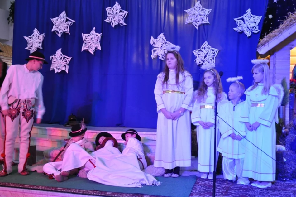 Pierwsze Jasełka w kościele w Niedźwiedziu - zdjęcie 7