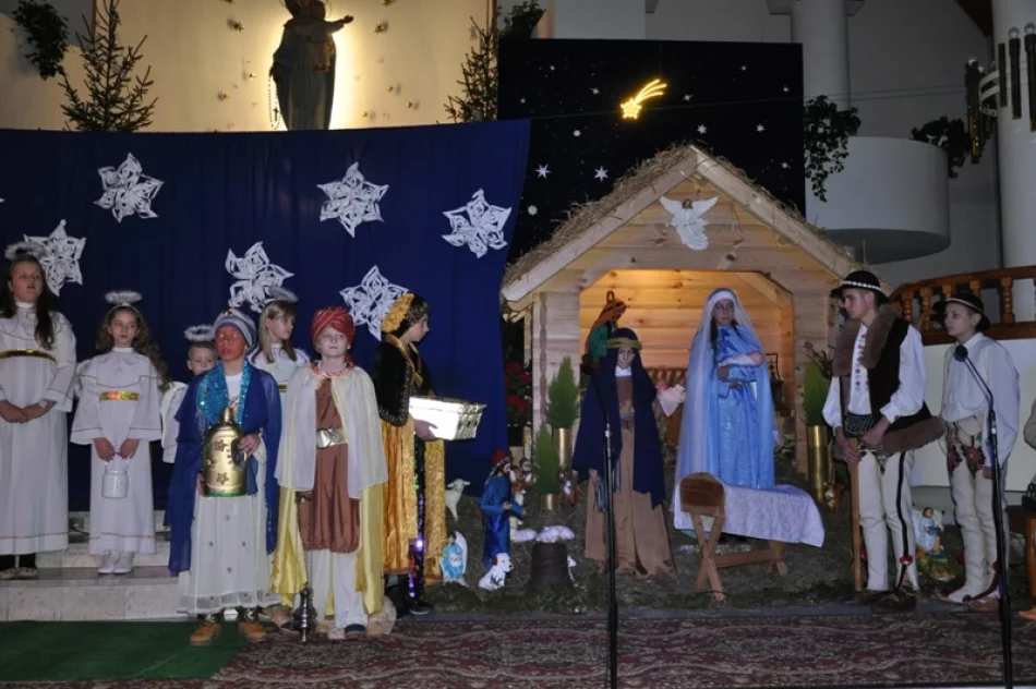 Pierwsze Jasełka w kościele w Niedźwiedziu - zdjęcie 10