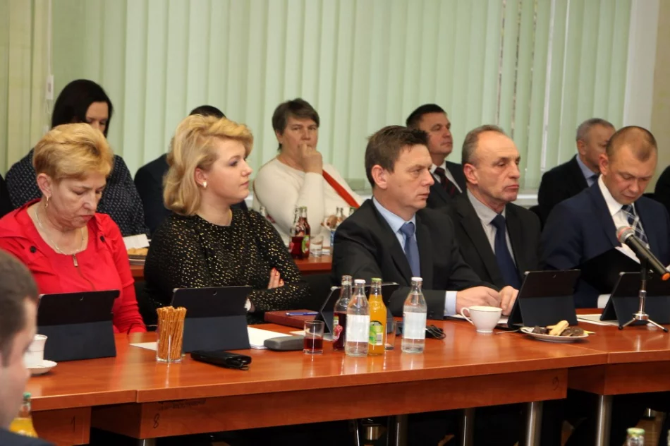 Informacja o III sesji Rady Gminy Limanowa  - zdjęcie 8