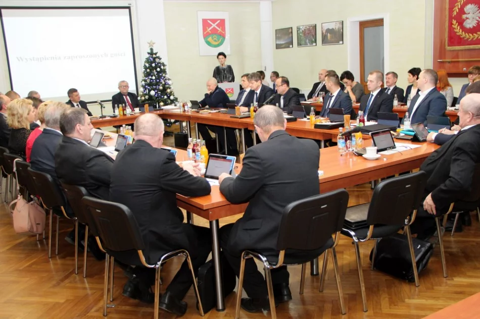 Informacja o III sesji Rady Gminy Limanowa  - zdjęcie 12