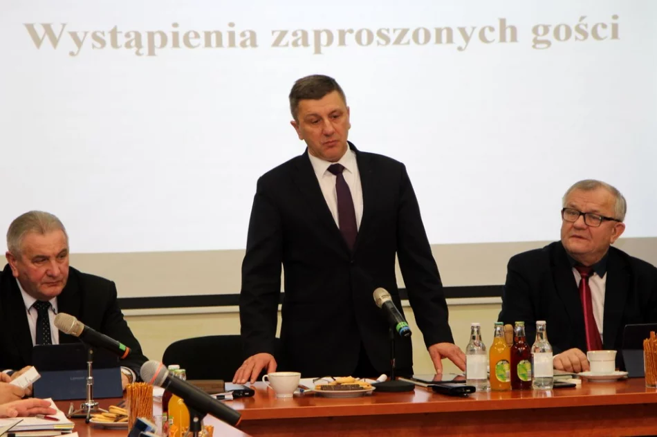 Informacja o III sesji Rady Gminy Limanowa  - zdjęcie 13