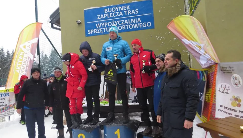 Stary rok żegnali wokół Mogielicy - zdjęcie 1