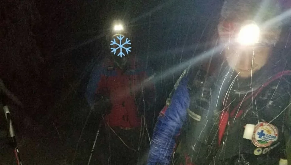 Wycieńczony turysta zgubił szlak w głębokim śniegu - zdjęcie 1