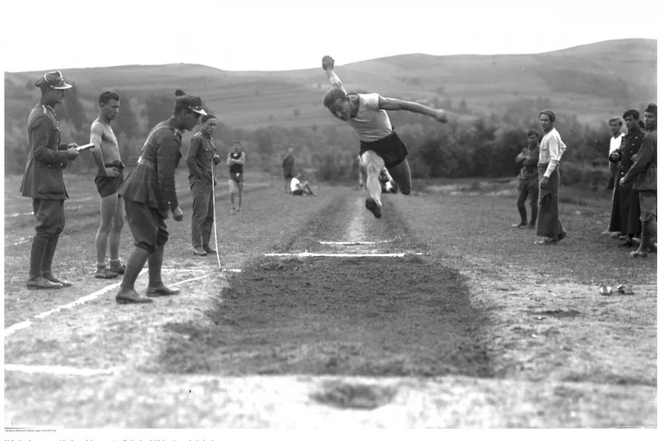 „Wycinki z przedwojennej prasy” - cz. XLVIII - zdjęcie 8