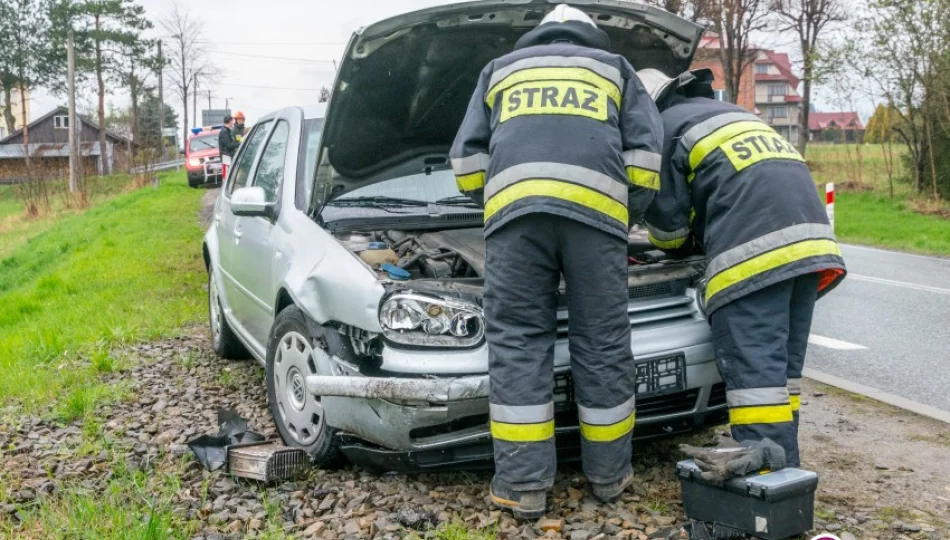 Kolizja na szczęście bez poszkodowanych - zdjęcie 1