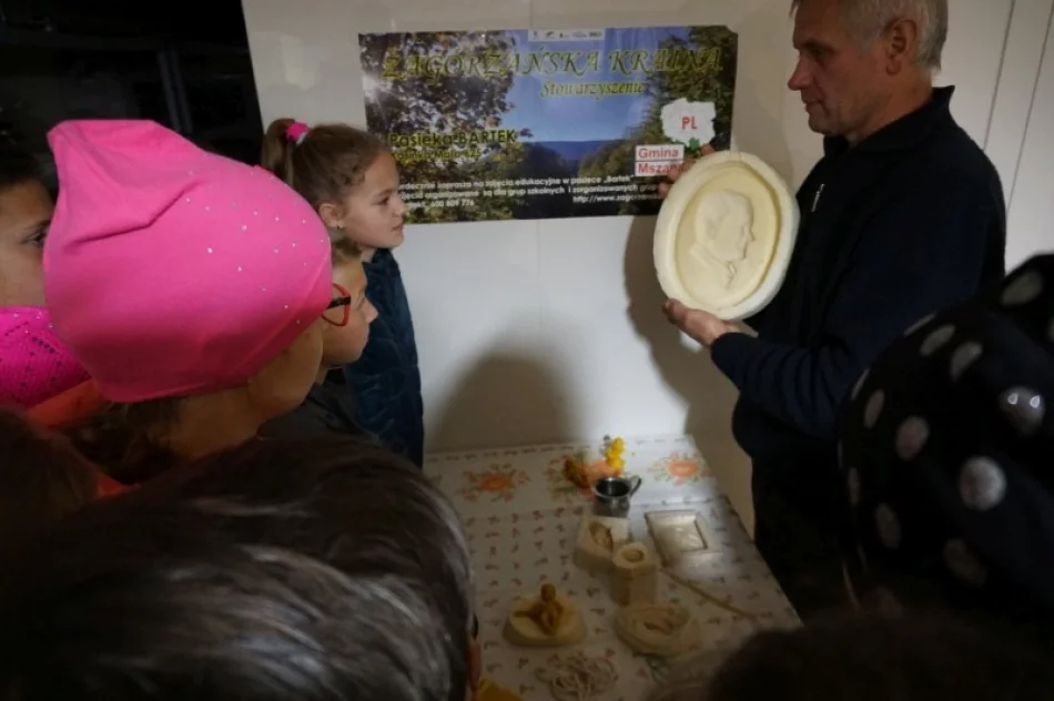 Pierwsze zajęcia edukacyjne w zagórzańskiej pasiece - zdjęcie 6