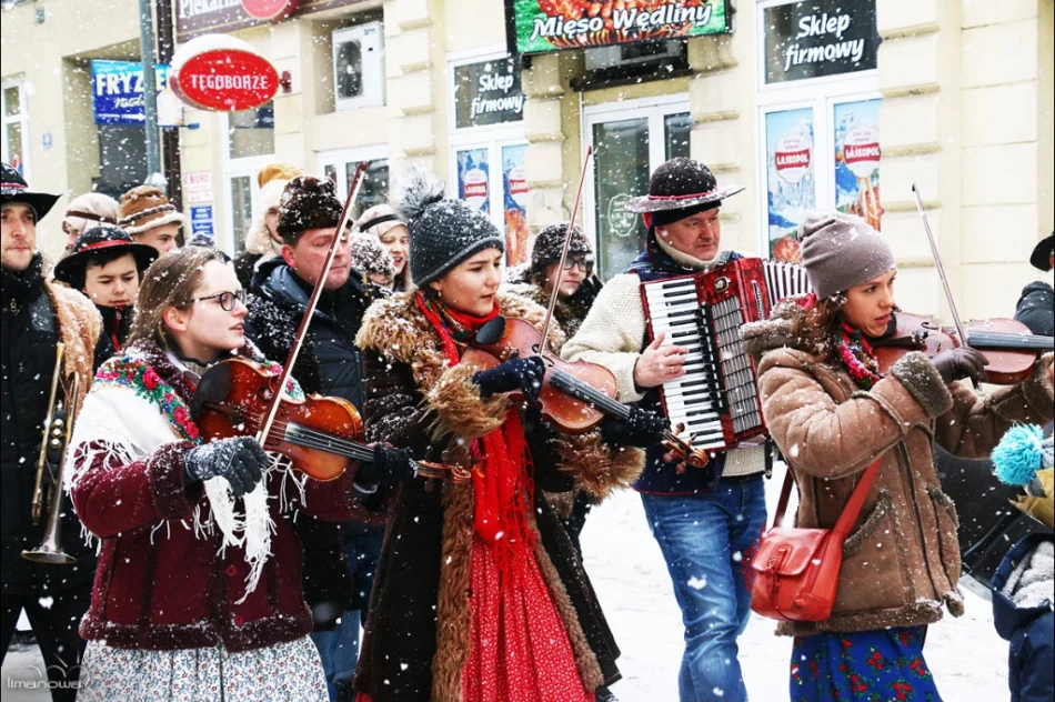 Kolorowy orszak kolejny raz przeszedł ulicami miasta - zdjęcie 8