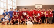 Chłopcy z Pisarzowej Mistrzami Gminy w piłce siatkowej  - zdjęcie 2