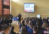 Podczas warsztatów uczniowie zamienili się w poszukiwaczy skarbu - zdjęcie główne