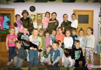 Przedszkolaki już ćwiczą, by zostać żołnierzami - zdjęcie główne