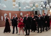 Studniówkowy bal w limanowskim "Ekonomie" - zdjęcie główne