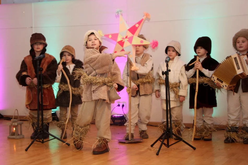 12 grup na dorocznym przeglądzie kolędniczym - zdjęcie 10